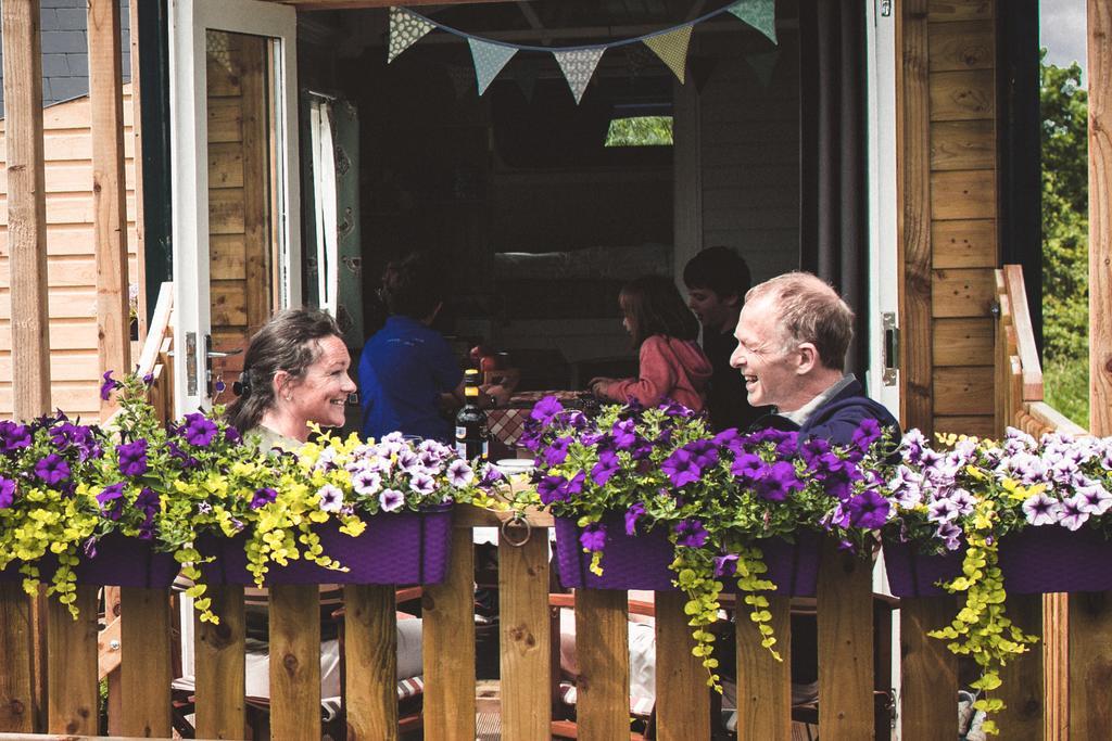 Burren Glamping Villa Kilfenora Exteriör bild