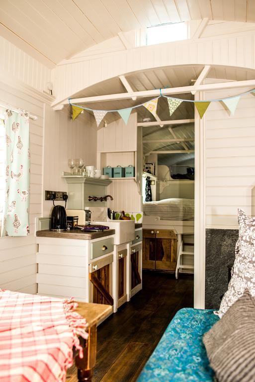 Burren Glamping Villa Kilfenora Exteriör bild